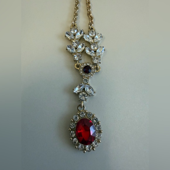 Elegant Silver and Gold Pendant Necklaces - Bundle of 2 - Picture 4 of 10